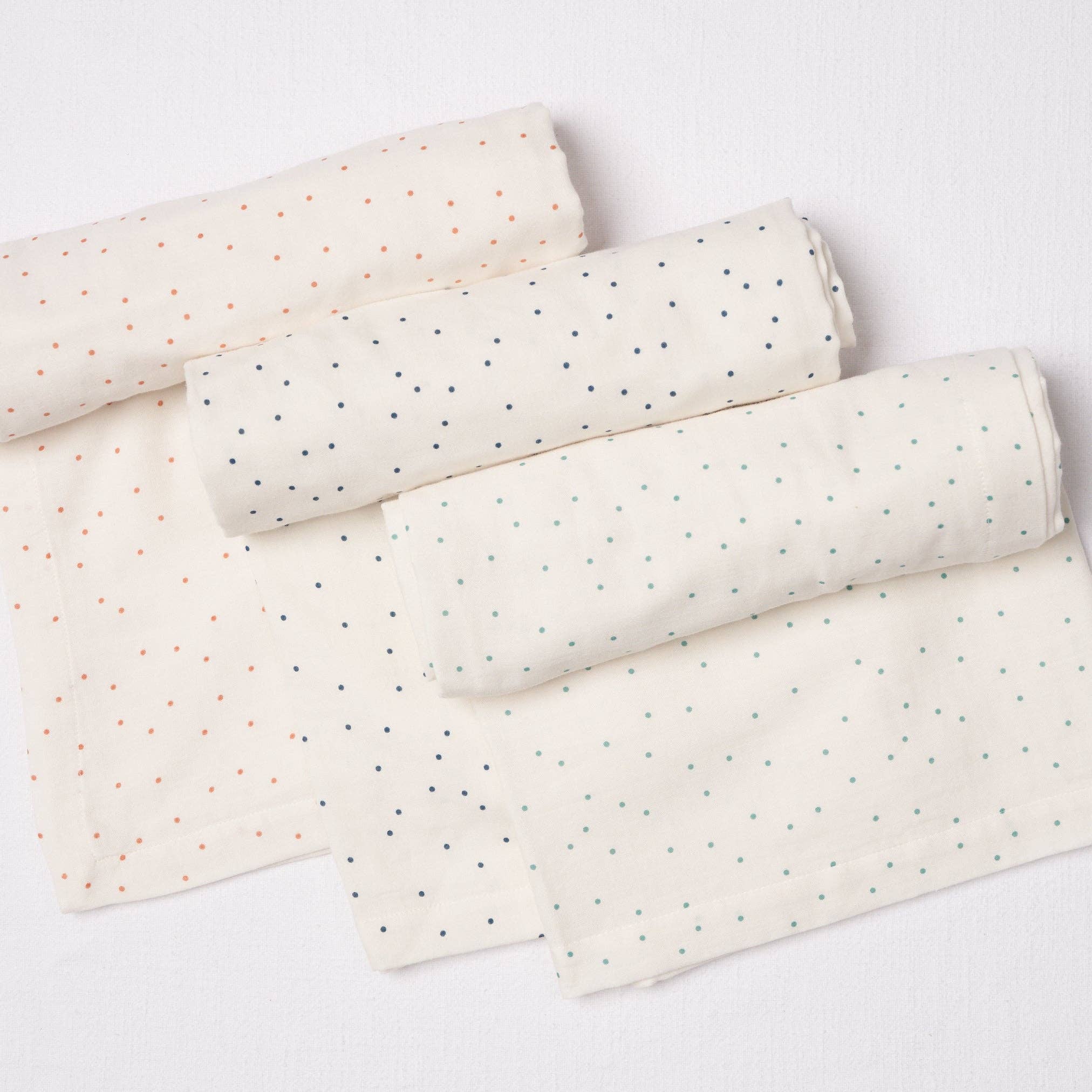 Babette - Swaddle-Random Dots
