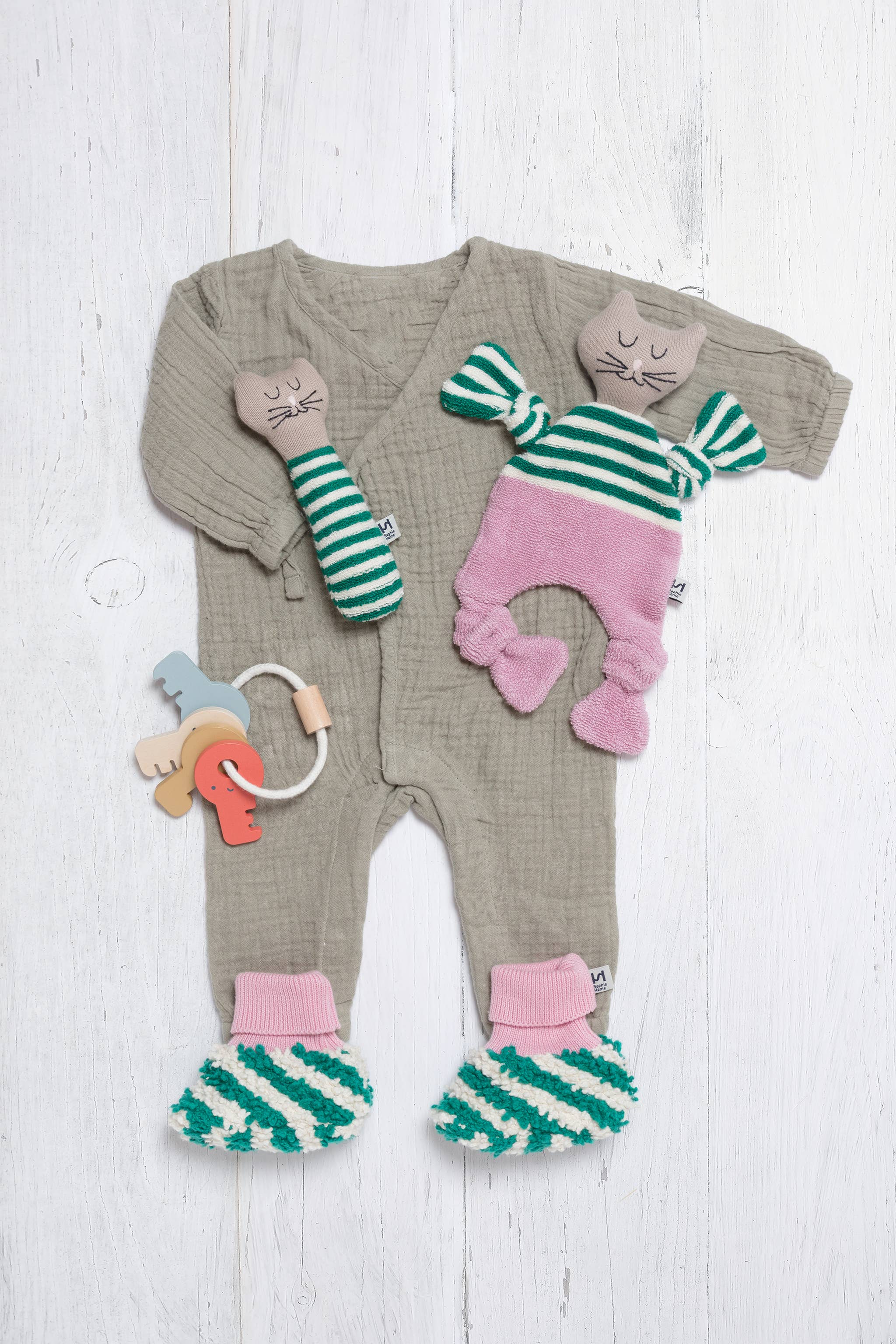 Sophie Home Ltd - Cotton Knit Baby Rattle Toy: Cat Green
