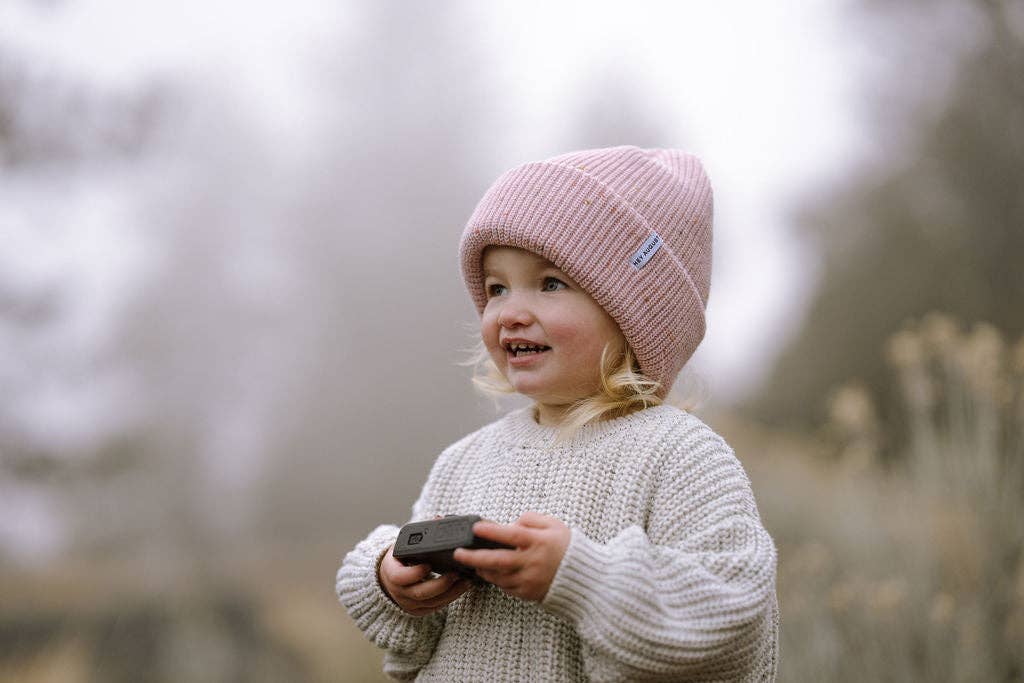 HEY AUGUST CO - Thick Knit beanie in Pink Speck