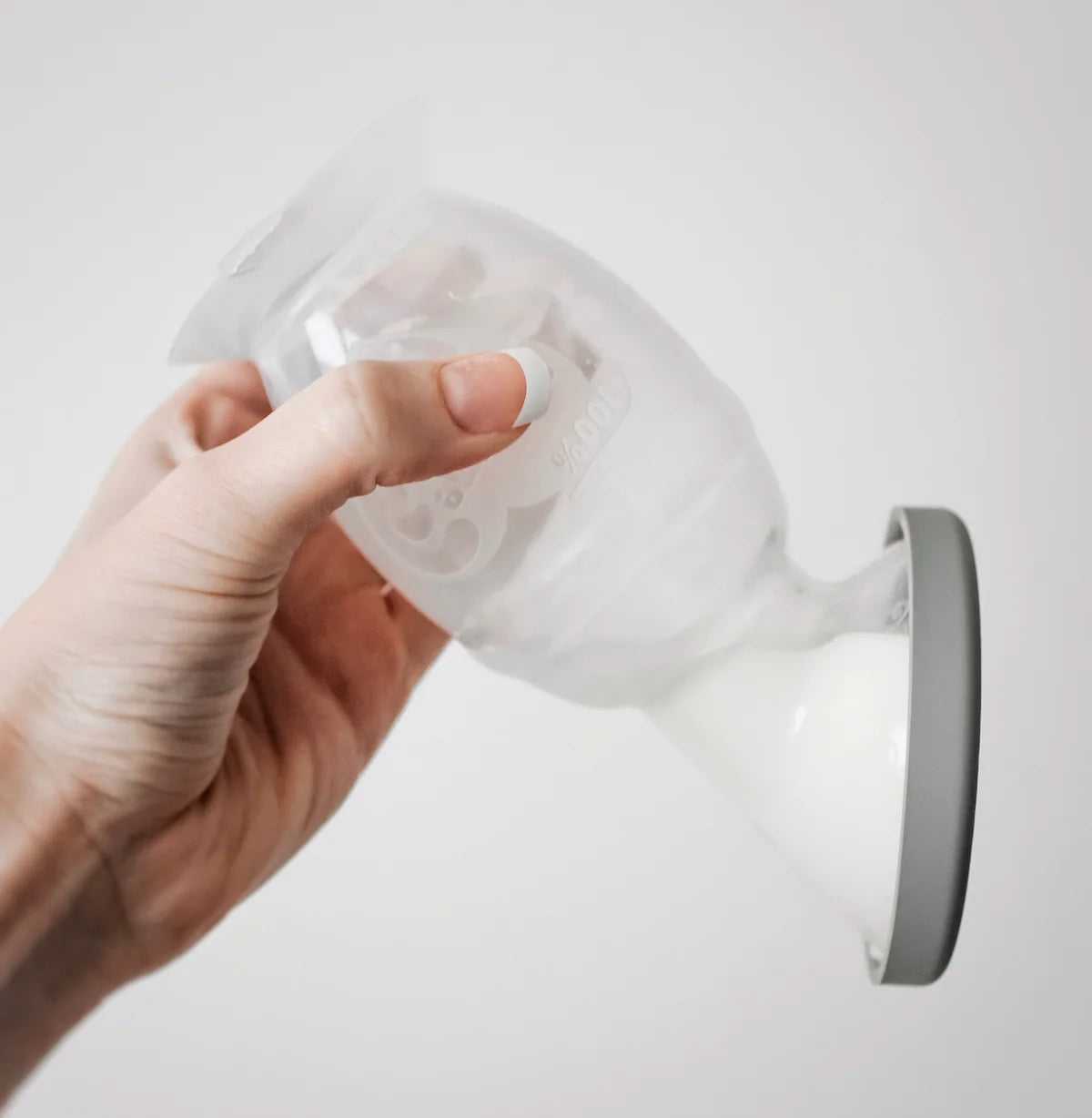 Haakaa- Silicone Breast Pump Cap