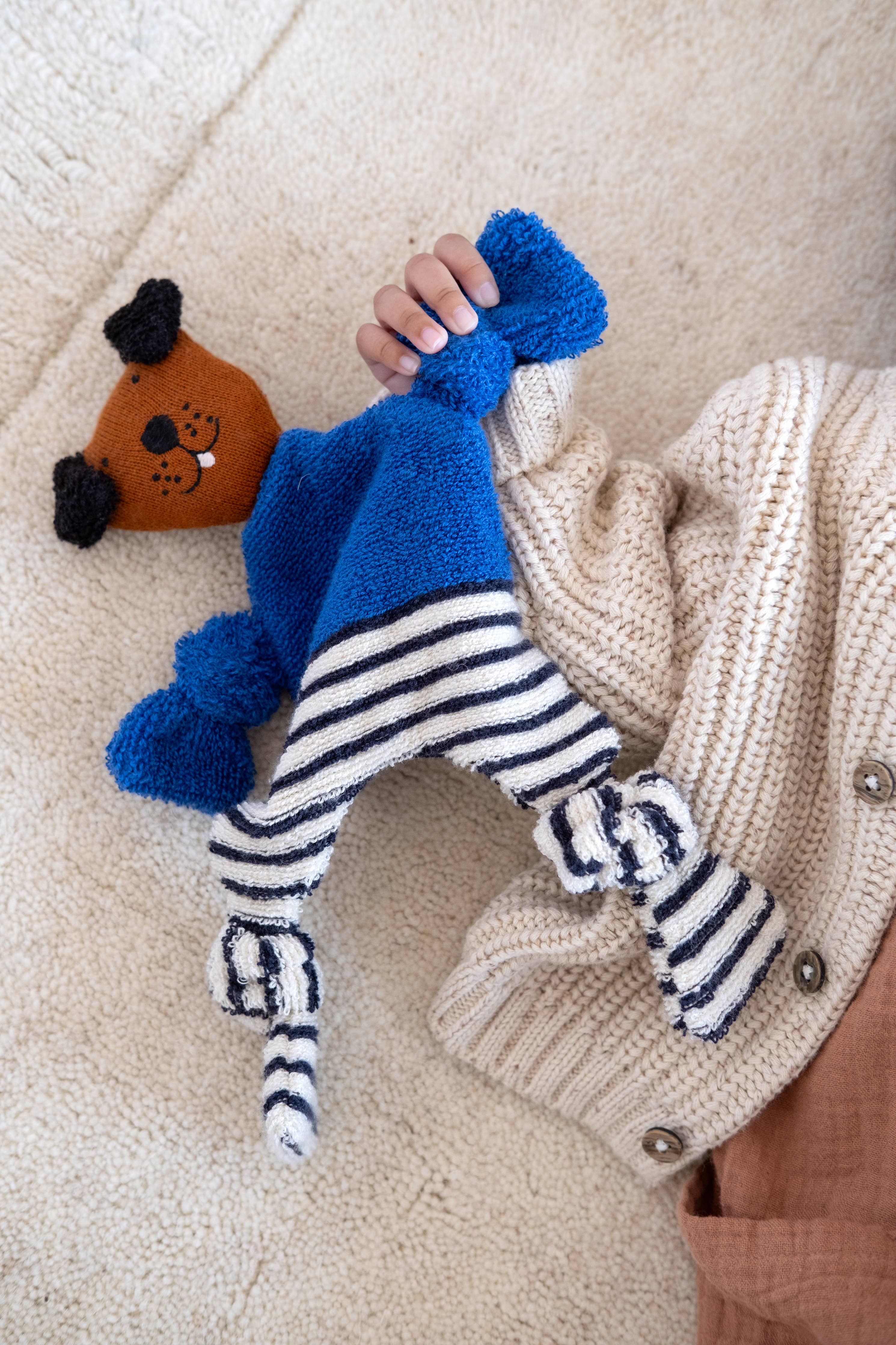Sophie Home Ltd - Cotton Knit Baby Comforter Cuddle Cloth: Dog Cobalt