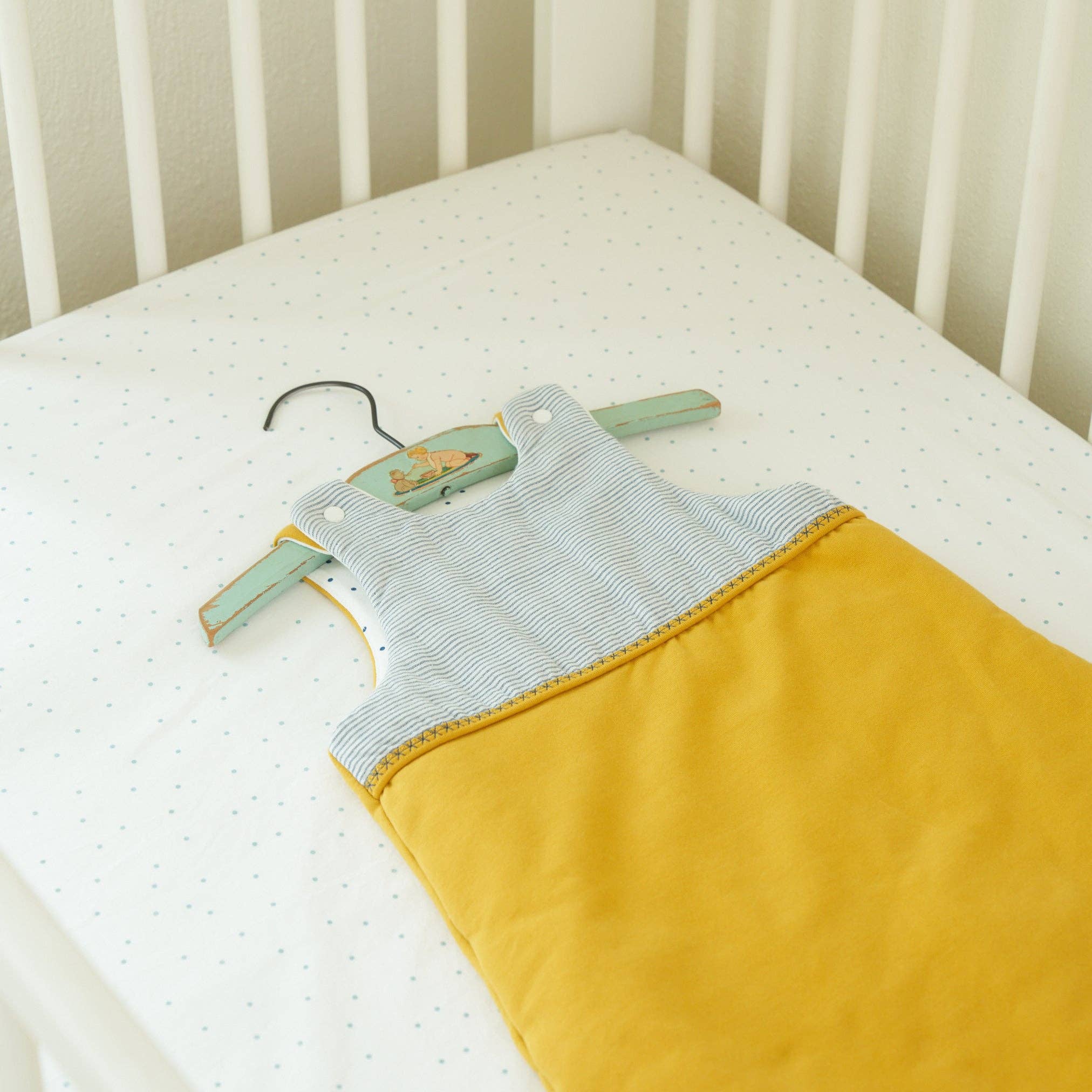 Babette - Crib Sheet - Dots