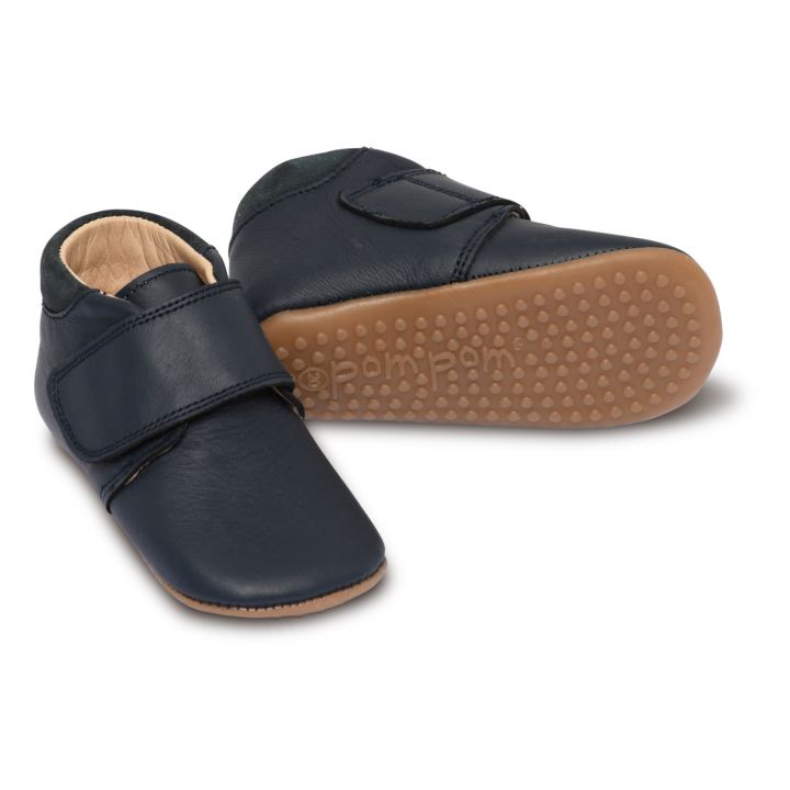 pom pom moccasins