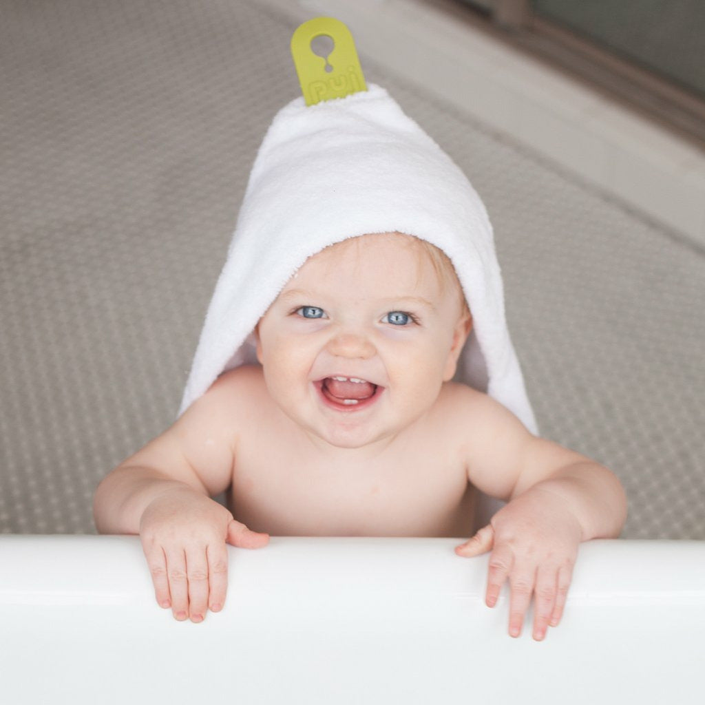 Puj Hug - Hooded Towel