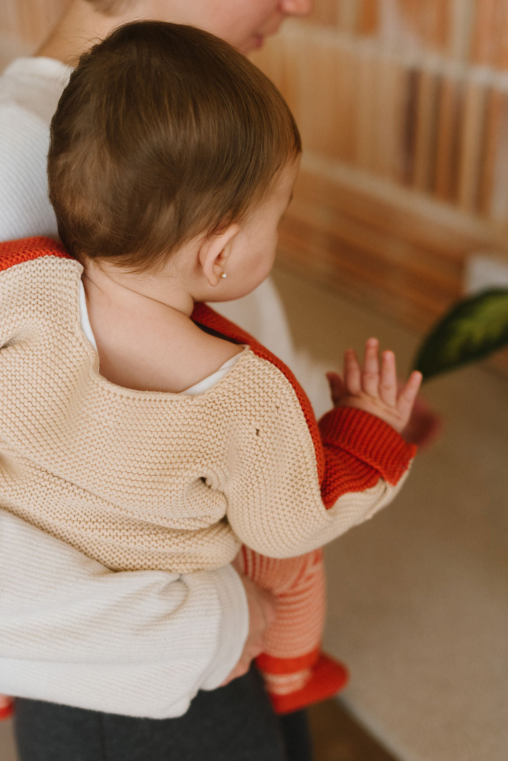 Bayiri Snail Sweater - Tortoise Red & Sand