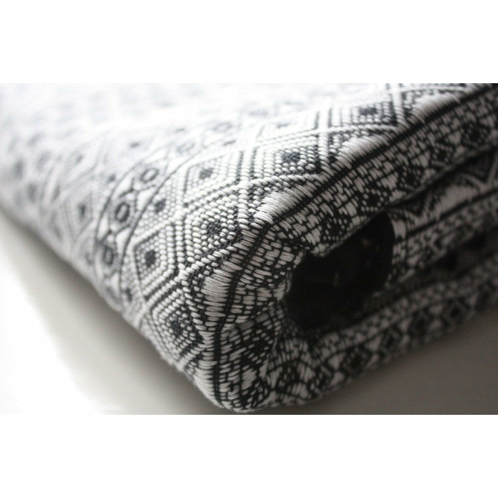 Didymos Woven Wrap - Indio Black White Baby Carrier