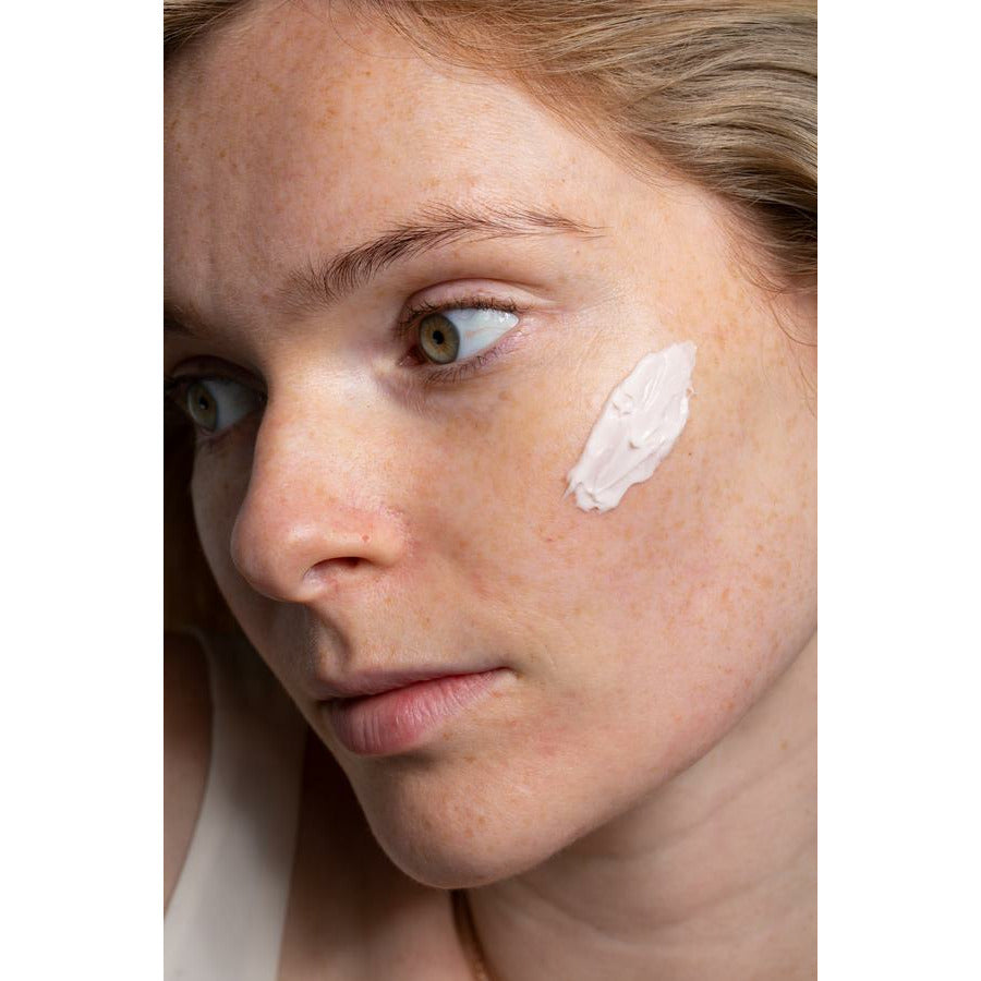 Matrescence Skin Rose Glow Brilliance Protection Soufflé